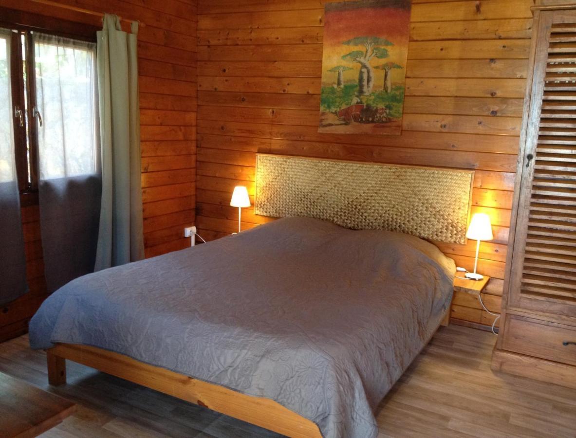 Les Bungalows Les Vanilliers, Sud Sauvage Avec Piscine 圣若瑟 外观 照片